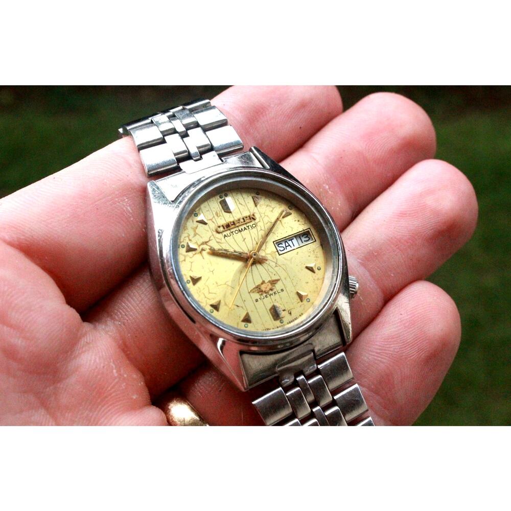 Vintage 1971 Citizen Automatic Mens Silver Watch W/daydate & Gold accents
